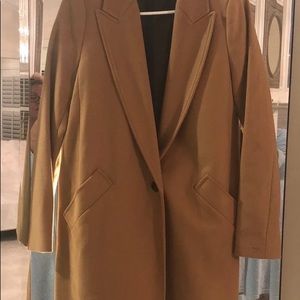 nice wool coat elegant and in perfect condition